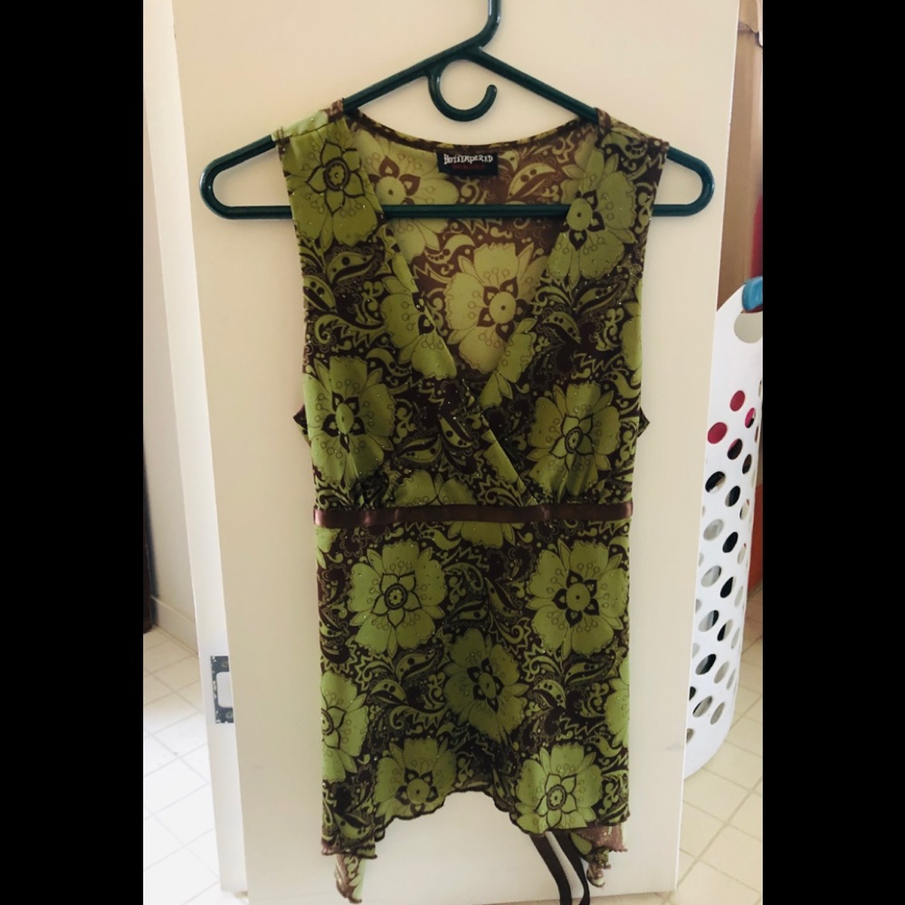 Woman’s dress shirt